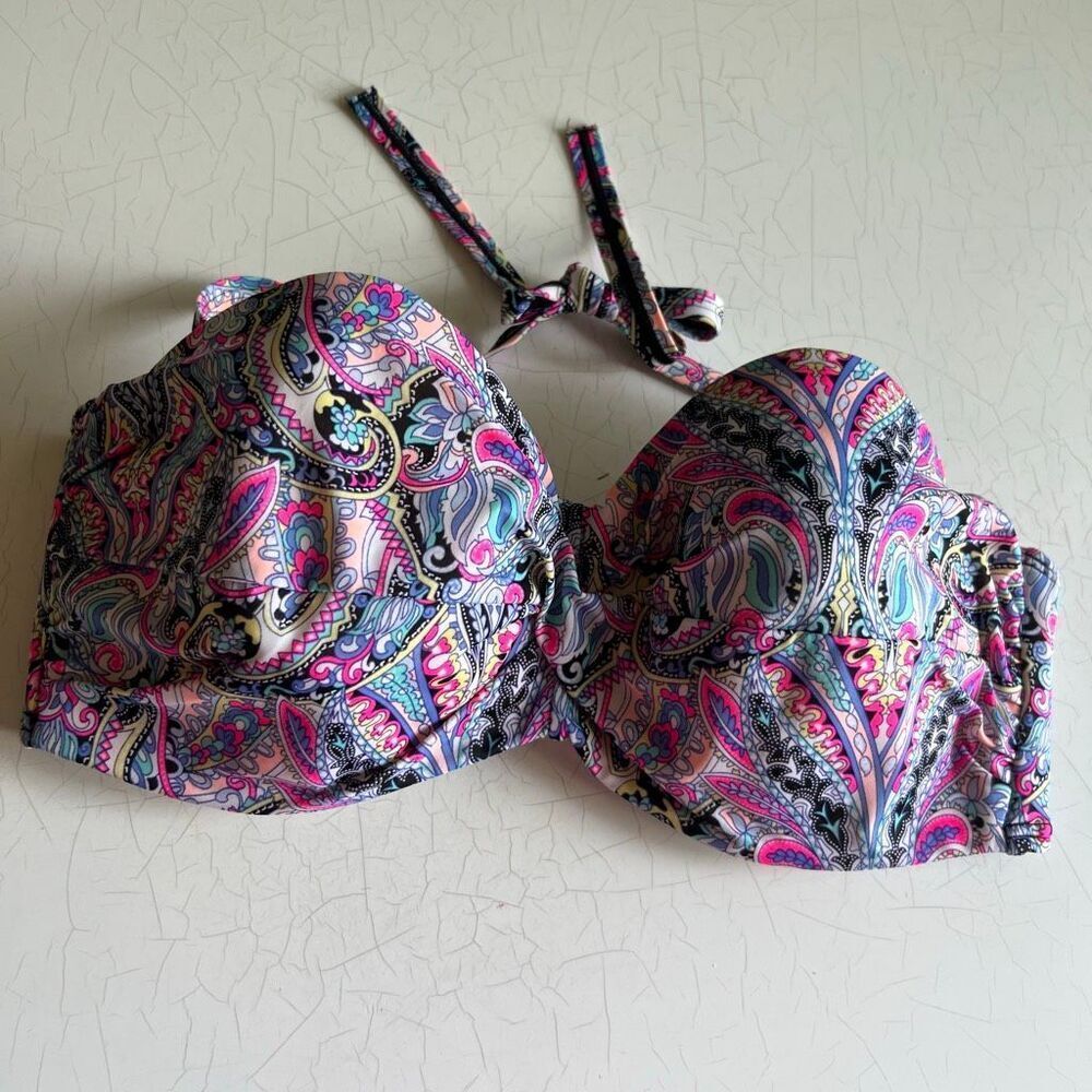 Victoria's Secret bra bikini top halter in a multicolored paisley print, featuri